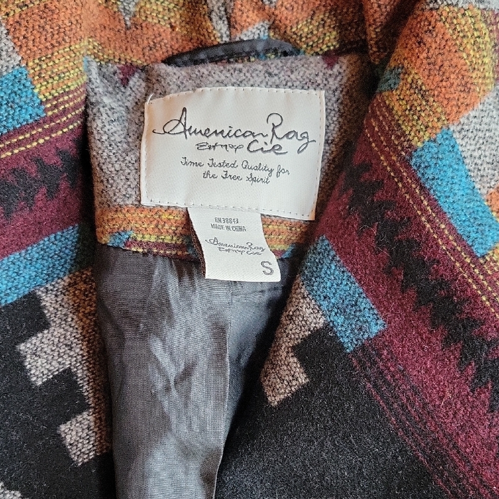 Tribal Patterned Gray Jacket - Picture 3 of 6